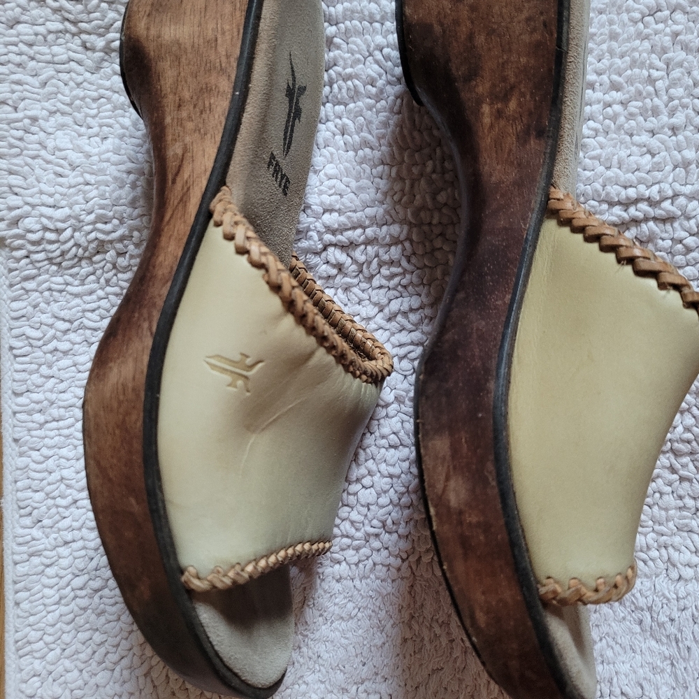 FRYE Sandals - Picture 3 of 3